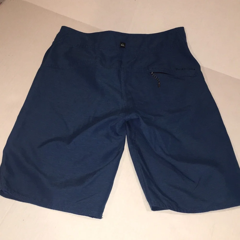 QuickSilver Board Shorts | Size 27
